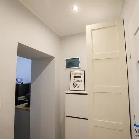 شقة Morska Okrzeja - Sloneczne Mieszkanie Blisko Centrum Free Parking غدينيا