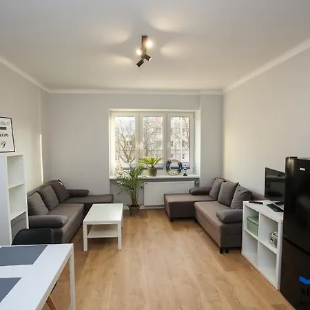 شقة Morska Okrzeja - Sloneczne Mieszkanie Blisko Centrum Free Parking غدينيا