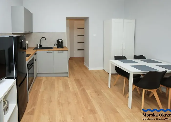 Morska Okrzeja - Sloneczne Mieszkanie Blisko Centrum Free Parking Apartamento